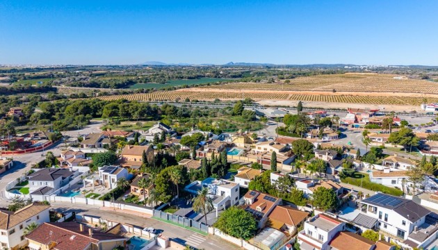 Перепродажа - отдельная вилла - Orihuela Costa - Campoamor