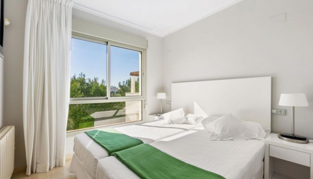 Resale - Apartment - Orihuela Costa - Las Colinas Golf