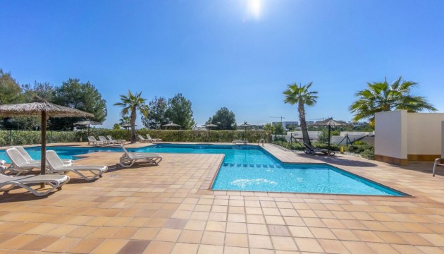 Resale - Apartment - Orihuela Costa - Las Colinas Golf
