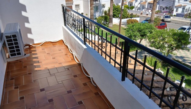 Resale - Townhouse - Orihuela Costa - Villamartín