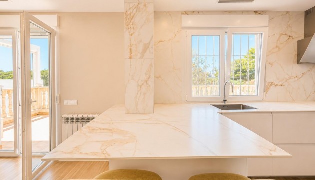 Videresalg - Detached Villa - Orihuela Costa - Campoamor