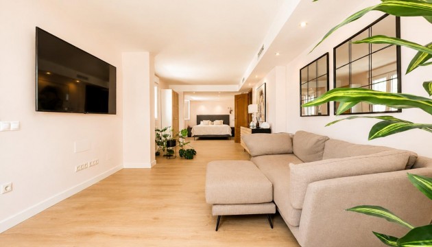 Videresalg - Detached Villa - Orihuela Costa - Campoamor