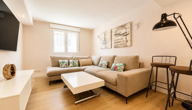 Videresalg - Detached Villa - Orihuela Costa - Campoamor