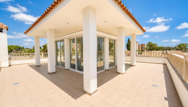 Videresalg - Detached Villa - Orihuela Costa - Campoamor