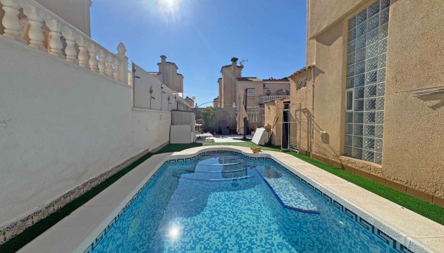 Resale - Townhouse - Orihuela Costa - Villamartín