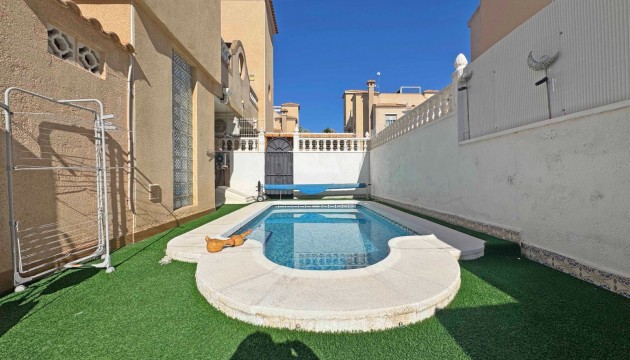 Wiederverkauf - Stadthaus - Orihuela Costa - Villamartín