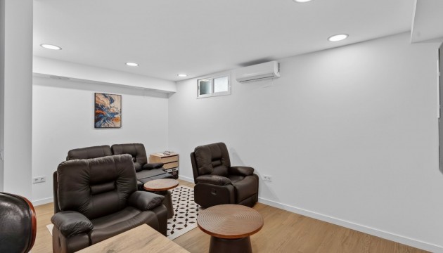Resale - Detached Villa - Orihuela Costa - Villamartín
