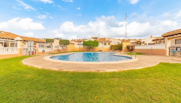 Resale - Apartment - Orihuela Costa - Cabo Roig