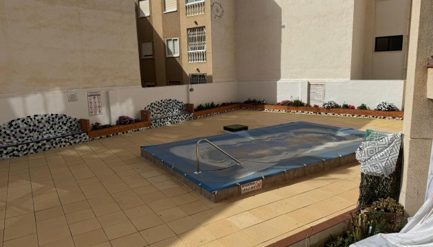 Resale - Apartment - Torrevieja - Playa de los Locos