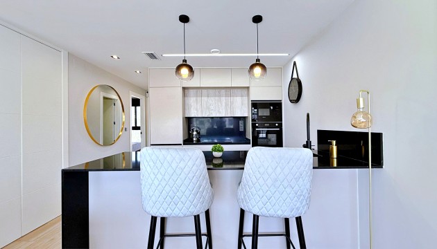 Resale - Apartment - Orihuela Costa - Punta Prima