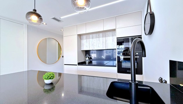Resale - Apartment - Orihuela Costa - Punta Prima