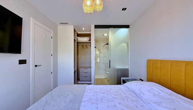 Resale - Apartment - Orihuela Costa - Punta Prima