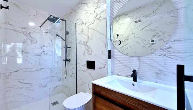 Resale - Apartment - Orihuela Costa - Punta Prima