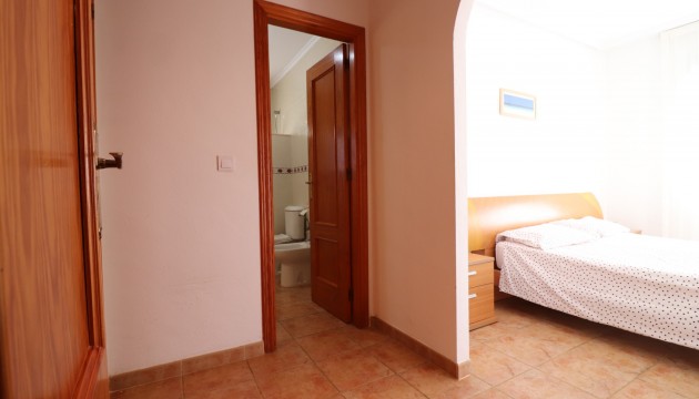 Reventa - Chalet Independiente - San Miguel de Salinas
