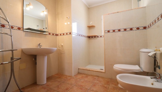 Reventa - Chalet Independiente - San Miguel de Salinas