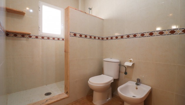 Reventa - Chalet Independiente - San Miguel de Salinas