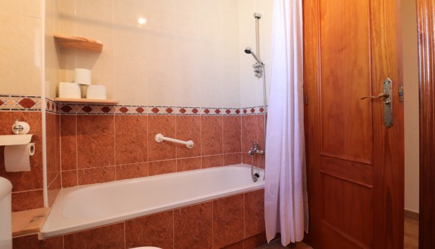 Reventa - Chalet Independiente - San Miguel de Salinas