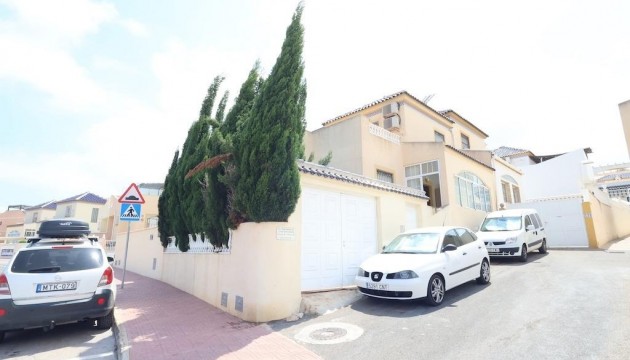 Resale - Townhouse - Torrevieja - Los Balcones - Los Altos del Edén