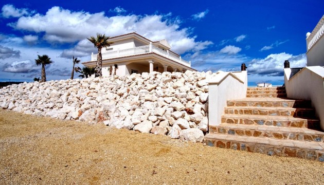Videresalg - Detached Villa - Pinoso
