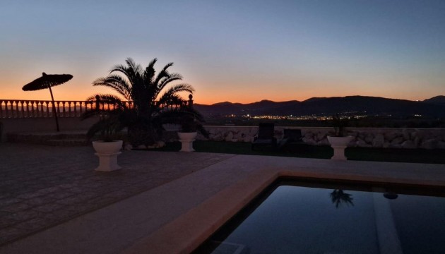 Videresalg - Detached Villa - Pinoso