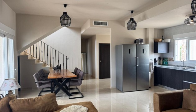 Videresalg - Detached Villa - Pinoso