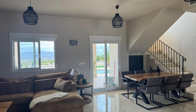 Videresalg - Detached Villa - Pinoso