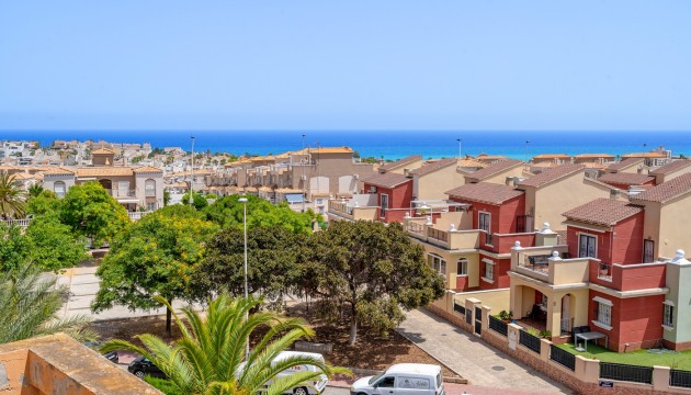 Resale - Apartment - Torrevieja - Torrevieja - Aguas Nuevas