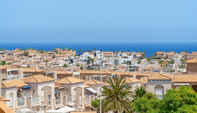 Resale - Apartment - Torrevieja - Torrevieja - Aguas Nuevas