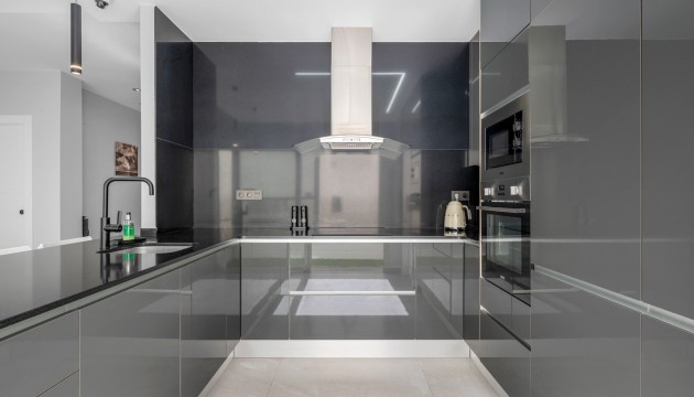 Resale - Detached Villa - Orihuela Costa - Villamartín