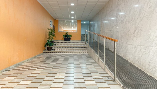 Resale - Apartment - Torrevieja - El Acequión - Los Náufragos