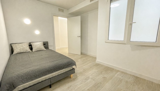 Resale - Apartment - Torrevieja - El Acequión - Los Náufragos