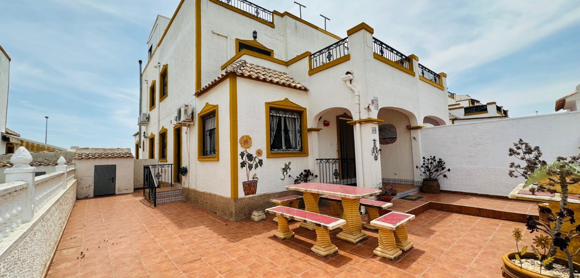 House in Orihuela - view 1