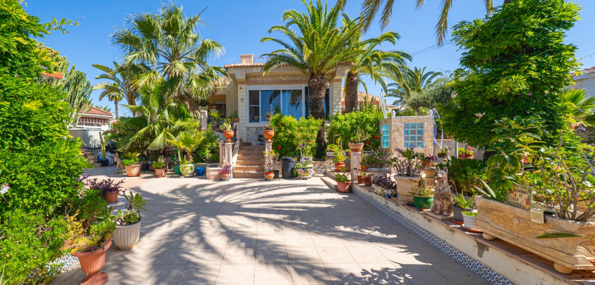 House in Rojales - view 1