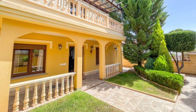 Odsprzedaż - Detached Villa - Orihuela Costa - La Zenia