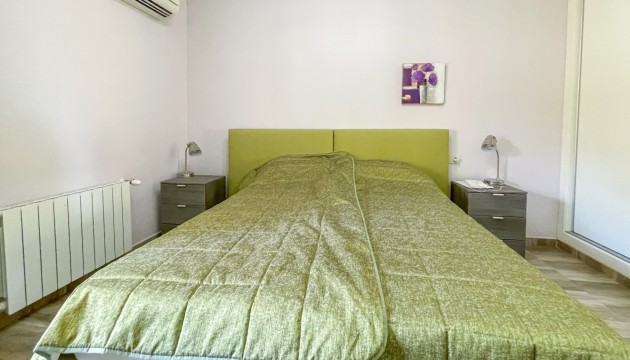 Odsprzedaż - Detached Villa - Orihuela Costa - La Zenia