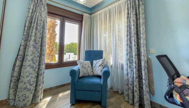 Odsprzedaż - Detached Villa - Orihuela Costa - La Zenia