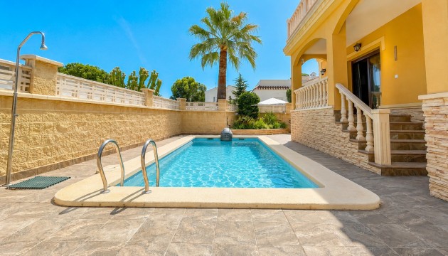 Odsprzedaż - Detached Villa - Orihuela Costa - La Zenia