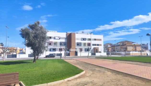 Herverkoop - Apartment - Pilar de la Horadada - El Mojón