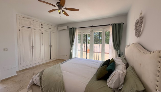 Resale - Detached Villa - Orihuela