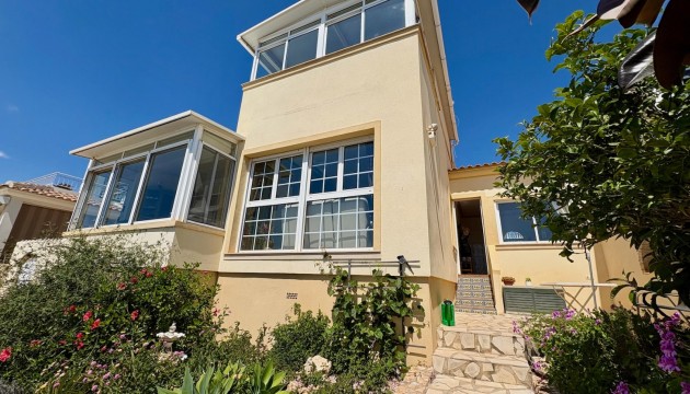 Herverkoop - Detached Villa - Orihuela Costa - Villamartín