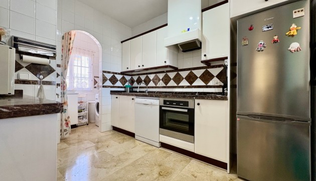 Herverkoop - Detached Villa - Orihuela Costa - Villamartín