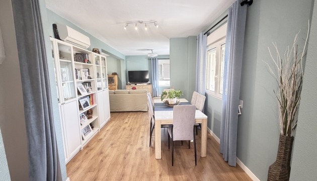 Herverkoop - Detached Villa - Orihuela Costa - Villamartín