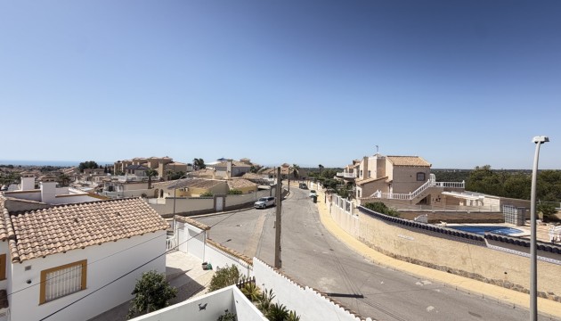 Herverkoop - Detached Villa - Orihuela Costa - Villamartín