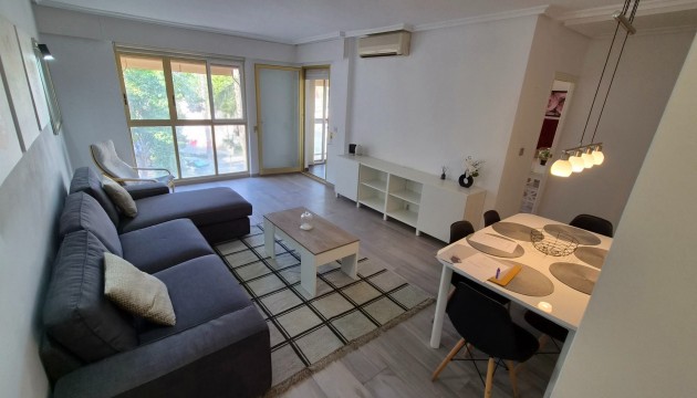 Herverkoop - Apartment - Torrevieja