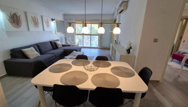 Herverkoop - Apartment - Torrevieja