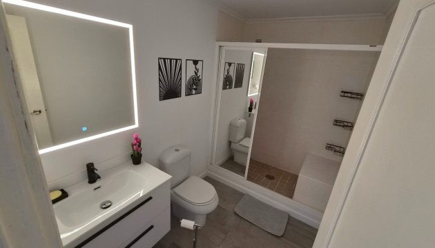 Herverkoop - Apartment - Torrevieja