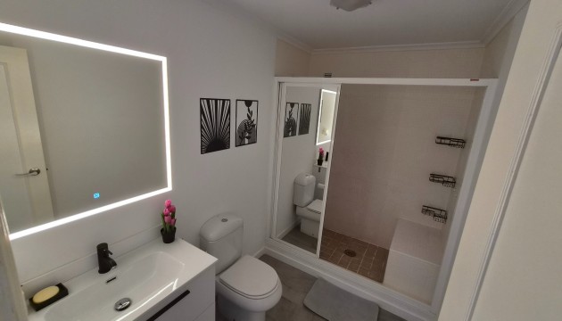 Herverkoop - Apartment - Torrevieja