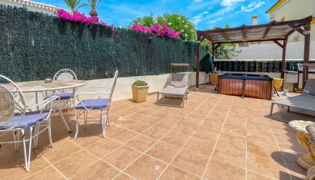 Odsprzedaż - Kamienica - Orihuela Costa - La Rioja