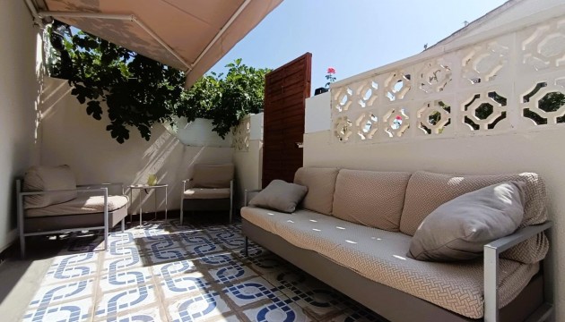 Odsprzedaż - Bungalow - Torrevieja - La Siesta - El Salado -  Torreta