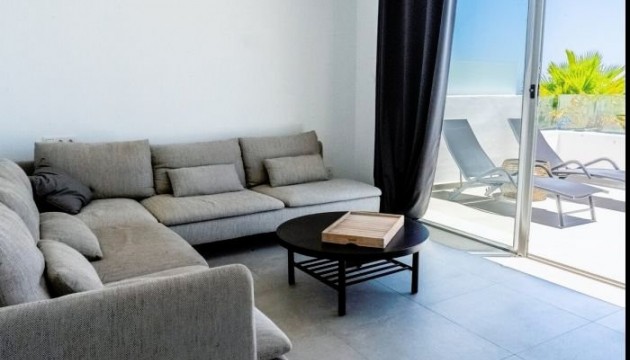 Odsprzedaż - Link-Detached Villa - Torreblanca - Nueva Torrevieja - Aguas Nuevas
